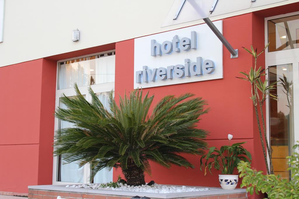Hotel Riverside Módena Exterior foto