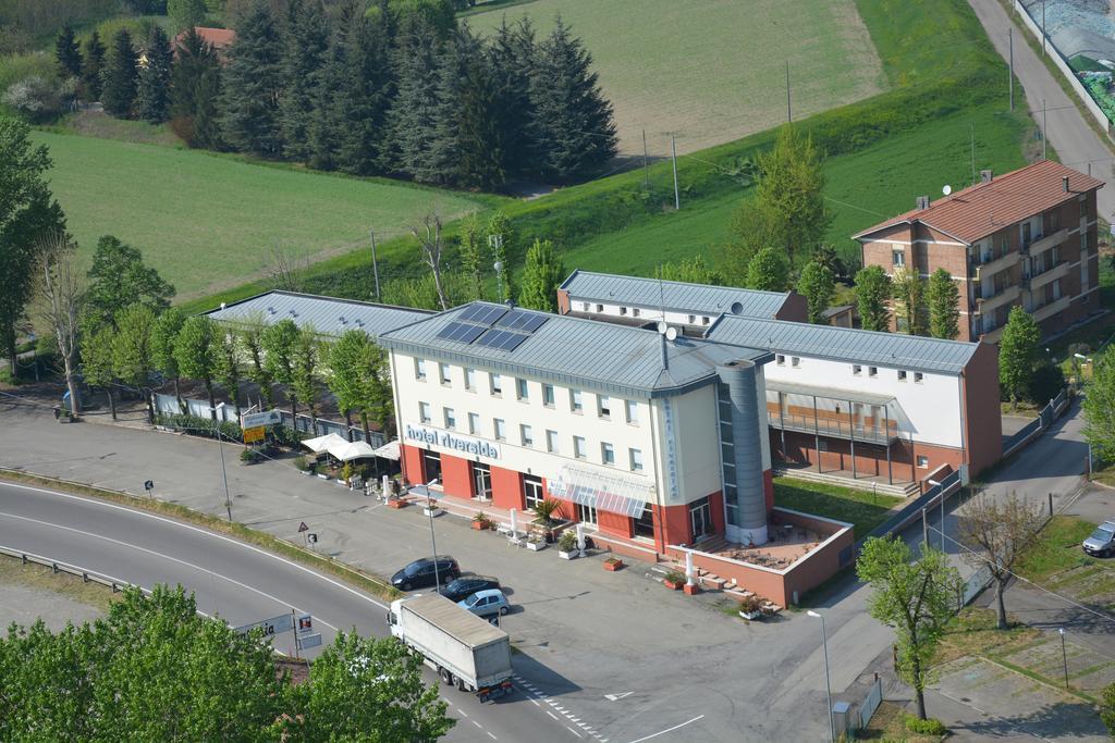 Hotel Riverside Módena Exterior foto